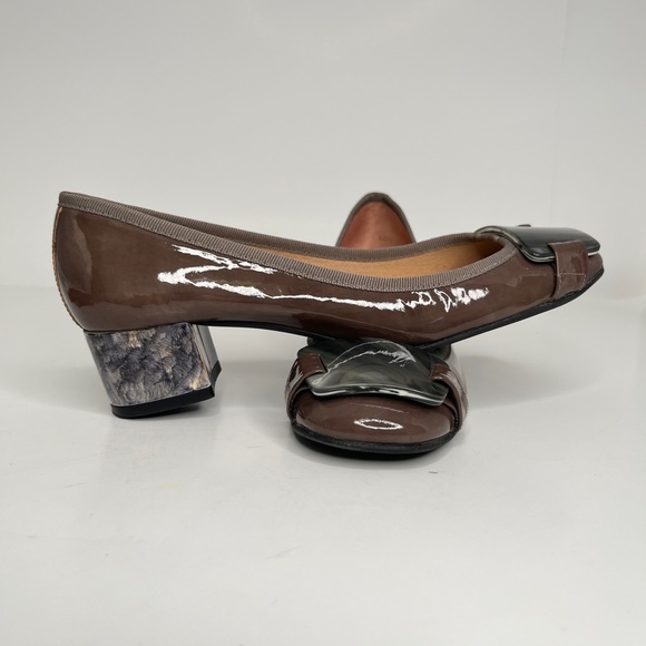 French Sole fs/ny Taupe flats with gray marble detail 7 1/2 B - Picture 7 of 11